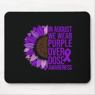 Überdosierung Bewusstsein Sonnenblumen im August t Mousepad