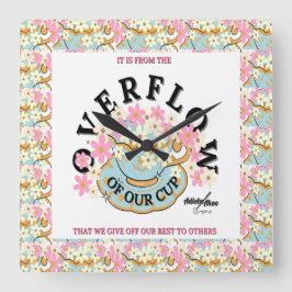 ÜBERFLÜSSE Wand-Uhr, entworfen von Adiela Akoo Quadratische Wanduhr