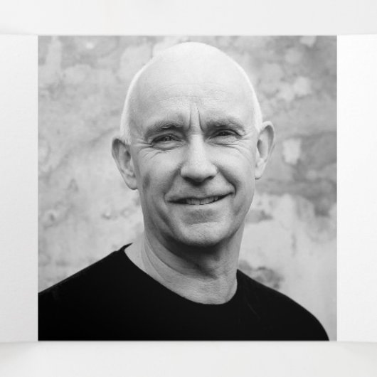 Übergabe einer Legende Beerdigung Service Mono 12  Dreifach-gefaltete Programmkarte (Innenseite Mitte)