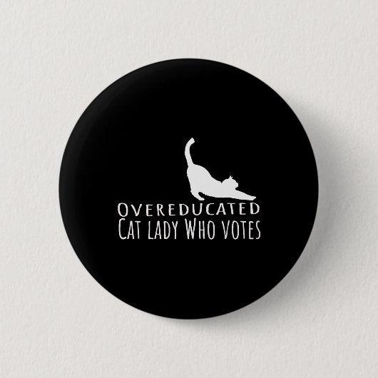 Übergebildete Katze Lady, die für Kamala Harris st Button (Vorderseite)