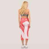 Übergroße Initialen in Rosé und Rot Capri Leggings (Rückseite)