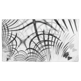 Überkreuzte graue Linien erinnern uns an Zeichnung Kissenbezug