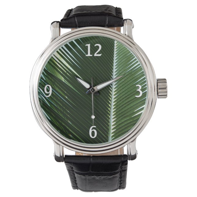 Überlappen von Palm Fronds Tropical Green Abstrakt Armbanduhr (Vorderseite)