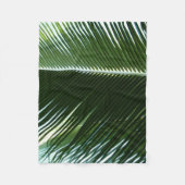 Überlappen von Palm Fronds Tropical Green Abstrakt Fleecedecke (Vorderseite)