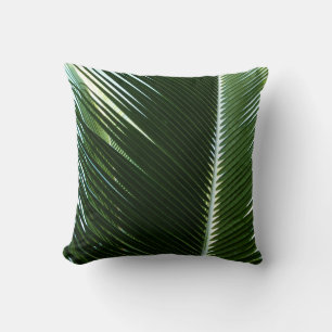 Überlappen von Palm Fronds Tropical Green Abstrakt Kissen