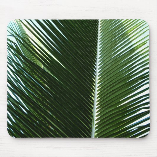 Überlappen von Palm Fronds Tropical Green Abstrakt Mousepad (Vorne)