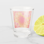 Überlappende Mandala Orange Pink Gelb Schnapsglas (Rückseite)