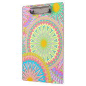 Überlappende Mandala Pink Blau Gelb Mint Lila Klemmbrett (Links)