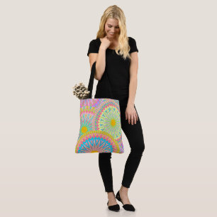 Überlappende Mandala Pink Blau Gelb Mint Lila Tasche