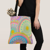 Überlappende Mandala Pink Blau Gelb Mint Lila Tasche (Von Nahem)