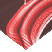 Überlappende rote Acrylbandüberreste Tischdecke (Schrägansicht)