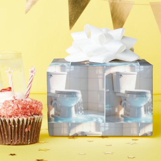 Überlauftoilette in einem weißen Badezimmer Geschenkpapier (Geburtstagsparty)