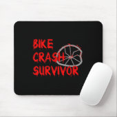 Überlebender eines Fahrradunfalls Lustiger Sturz u Mousepad (Mit Mouse)