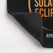 Überlebtes Sonnenbad 8. April 2024 Sonnentlichkeit Mousepad (Ecke)