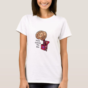 Überlegen Sie sich außerhalb der Box T-Shirt
