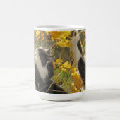 Überprüfen Sie die Herbstfarben durch djoneill Kaffeetasse (Mittel)