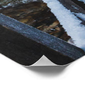 Überquerung des Flusses im Winter Poster (Ecke)