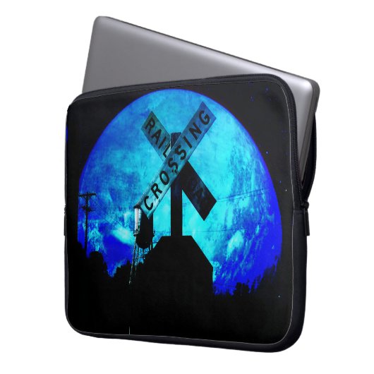 Überquerung Laptopschutzhülle (Vorderseite Links)