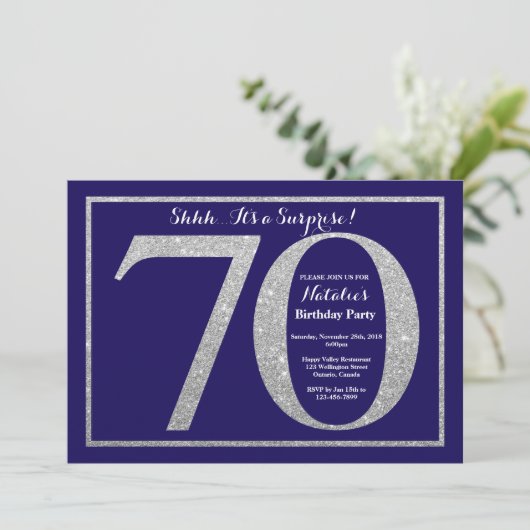 Überraschen Sie 70. Einladung (Stehend Vorderseite)