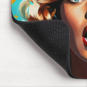 Überraschende Blonde Pop Art Mousepad (Ecke)