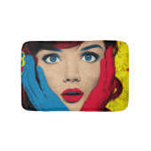 Überraschende Frau in Pop Art Badematte (Vorderseite)