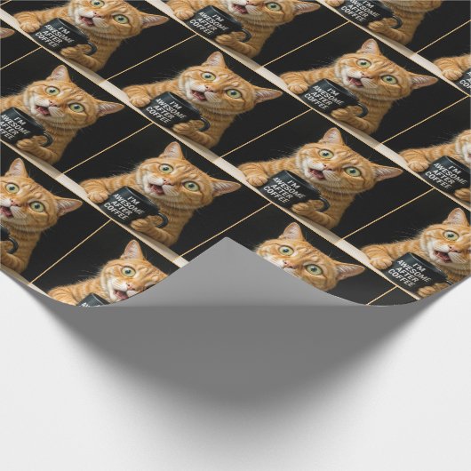 Überraschende Orangenkatze mit einem lustigen Blac Geschenkpapier (Ecke)