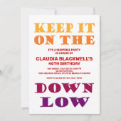 Überraschender bunter Fun Zitat Geburtstag Einladung (Vorderseite)