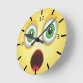 Überraschendes Emoji-Gesicht Runde Wanduhr (Winkel)