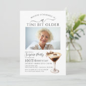 ÜBERRASCHENDES PARTY Tini Bit Older Martini 100. Einladung (Stehend Vorderseite)