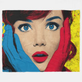 Überraschte Frau in Pop-Art Fleecedecke (Vorderseite (Horizontal))