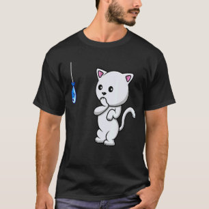 Überraschte Katze sieht einen Fisch und probiert, T-Shirt