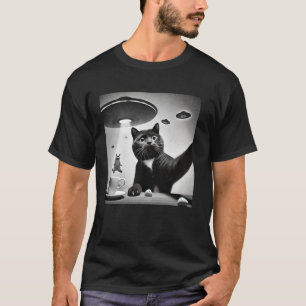Überraschte verängstigte Katze Selfie Ufo Lustiges T-Shirt