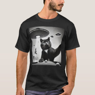 Überraschte verängstigte Katze Selfie Ufo Lustiges T-Shirt