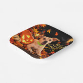 Überraschter Hund Frohes Halloween Pappteller (Gewinkelt)