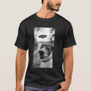 Überraschter Hund Selfie mit Alien UFO Lustiger Hu T-Shirt