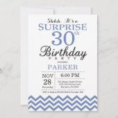 Überraschung 30. Geburtstag Blau Zickzack Einladung (Vorderseite)
