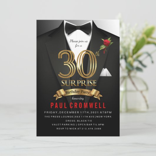Überraschung 30. Geburtstag Tuxedo Einladung (Stehend Vorderseite)