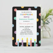 Überraschung 35. Geburtstagsparty Polka Dots Einladung (Stehend Vorderseite)