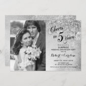 Überraschung 5. Jubiläum mit Foto - Silver White Einladung (Vorne/Hinten)