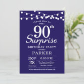 Überraschung 90. Geburtstag Einladung Navy Blue (Stehend Vorderseite)