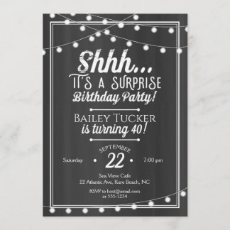 Überraschung Geburtstagsstring Lights auf Chalkboa Einladung