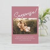 Überraschung Moderne Dusty Rose Blush Verlobung Fo Save The Date (Stehend Vorderseite)