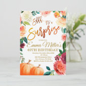 Überraschung Pumpkin Geburtstag, Herbst Geburtstag Einladung (Stehend Vorderseite)