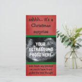 Überraschung Schwangerschaft Ultrasound Weihnachts Feiertagskarte (Stehend Vorderseite)
