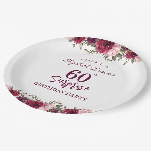 Überraschung Senior Party Floral Burgund Pappteller (Schrägansicht)