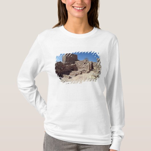 Überreste des Festungspalastes T-Shirt (Vorderseite)