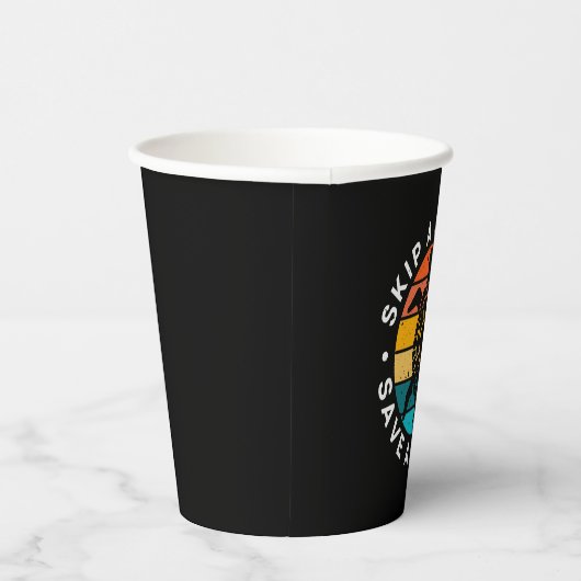 Überspringen Sie einen Strohhalm, der einen Turtel Pappbecher (Rechts)