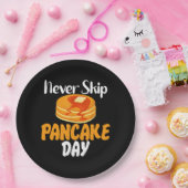 Überspringen Sie niemals den Pancake Day Pappteller (Party)