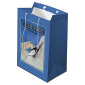 Übersteigt die Nation - Ski fahrendes förderndes Mittlere Geschenktüte (Rückseite Schrägansicht)