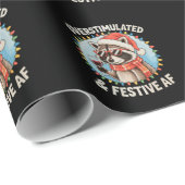 Überstimulierte und festliche Af Feral Raccoon Xma Geschenkpapier (Rolleneckpunkt)